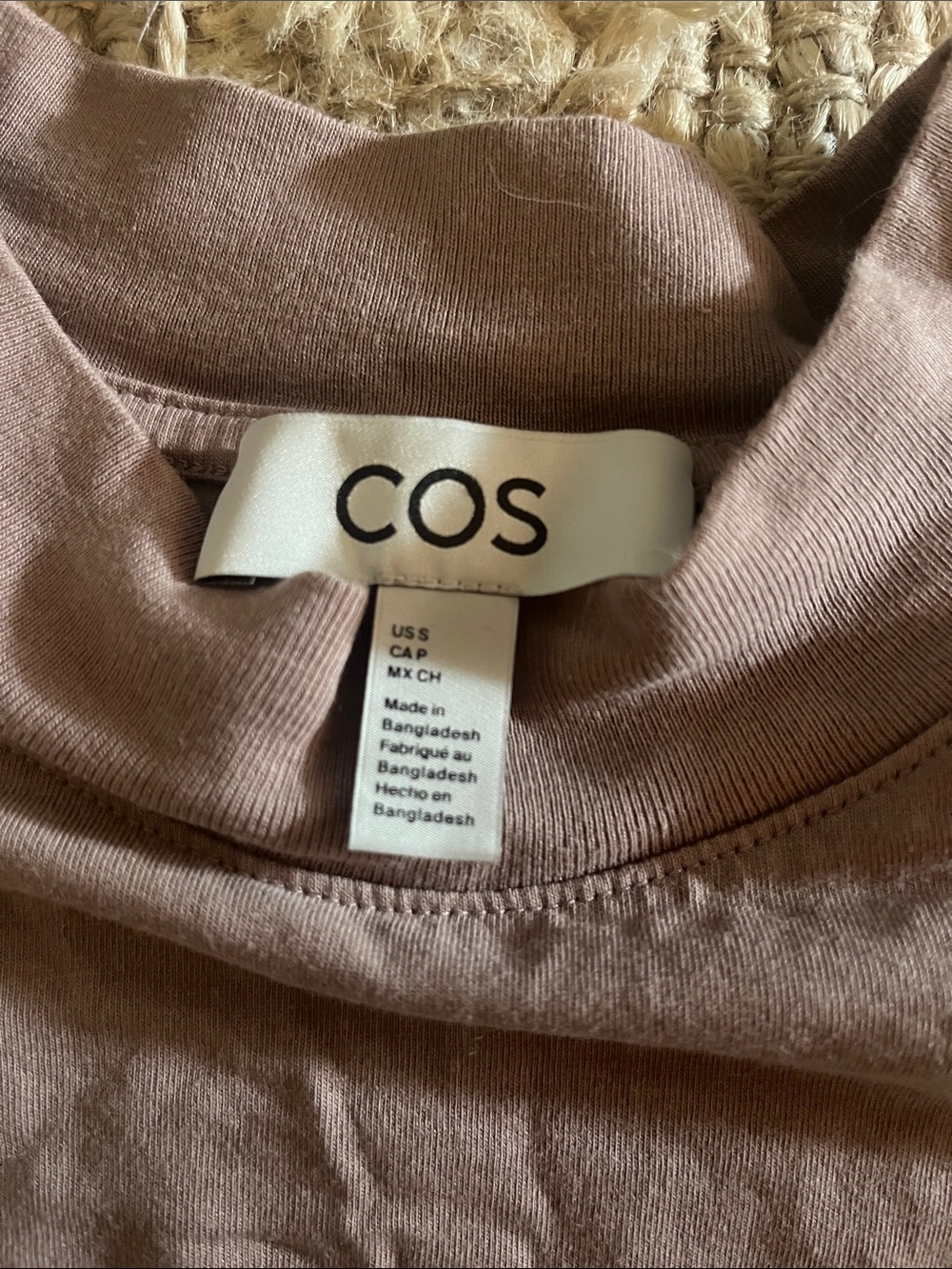 Cos Tee - Picture 2 of 4
